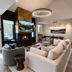 1121 Norfolk Luxury 5 Bedroom Retreat Near Main Street and Slopes