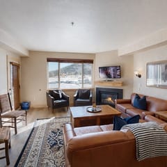 312 Silverado Sanctuary Mountain Views Pool Gem