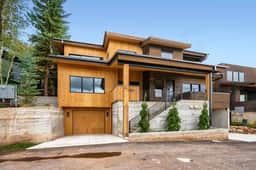 Park City Luxury 4BR Retreat | Private Hot Tub, Fire Pit, Gourmet Kitchen | 1061 - Image 2