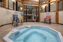 Rocky Mountain Escape, Warm Retreat Stay with Hot Tub 210 - Image 2