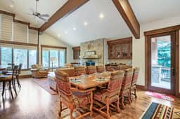 2430 Ultimate Deer Valley Getaway Hot Tub and 2 Gold Utah Ski Passes - Image 5