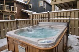 Silver Star Luxury Condo Ski in Ski out Hot Tub Gym - Image 2