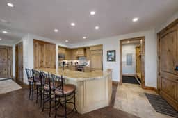 Park City Powder Paradise with Private Hot Tub and Views Vintage 9 - Image 4
