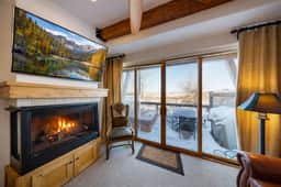 36 Newpark Cozy Creekside Stay at Canyons Village - Image 2