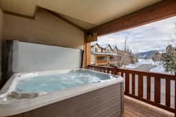 Spacious Ski Retreat 5452 with Pool Hot Tub and Garage - Image 2