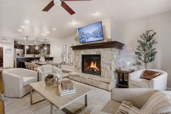 Elegance on Main Street with Private Hot Tub B202 - Image 1
