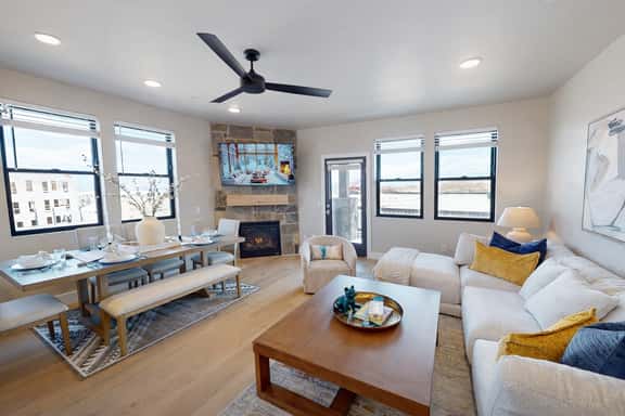 Pet Friendly Mountain Retreat at Winstons Lodge 203 - Image 1