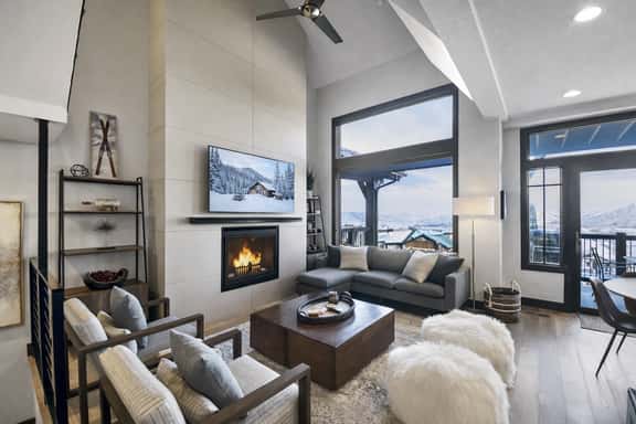 Modern Vibes Mountain Views Endless Adventure at Fairway Springs 4202 - Image 1
