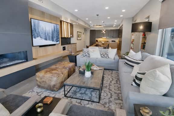 Luxury Ski In Ski Out Condo Kings Crown 101 - Image 1