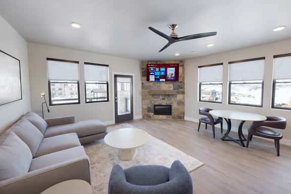 Lake Life Meets Ski Life at Jordanelle Paradise 204 - Image 1