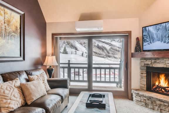 Ski In Ski Out 35 Village Loft Escape Mountain Retreat - Image 1