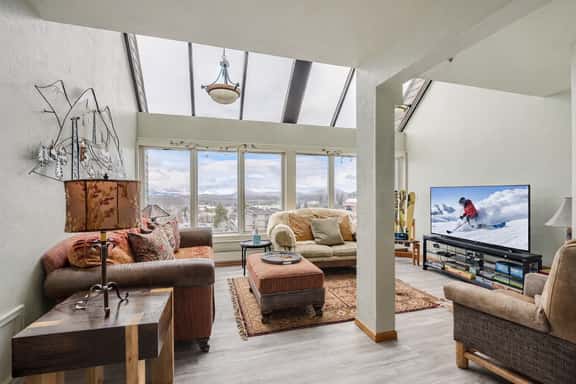 Park City Ski In Ski Out 268 Mountain Escape Cozy Condo Near Slopes - Image 1