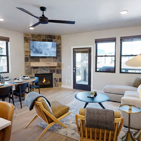 Flying Moose Modern Retreat with Scenic Views 101 - Image 1