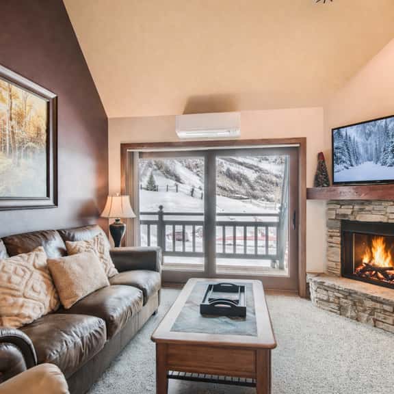 Ski In Ski Out 35 Village Loft Escape Mountain Retreat - Image 1