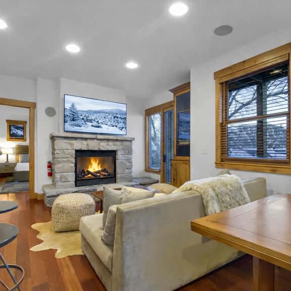 Mountain Luxury with Front Row Access to Adventure 502B - Image 1