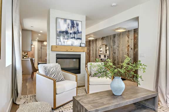 Luxury 6 Bedroom Old Town Escape Near Skiing and Dining 80 - Image 5