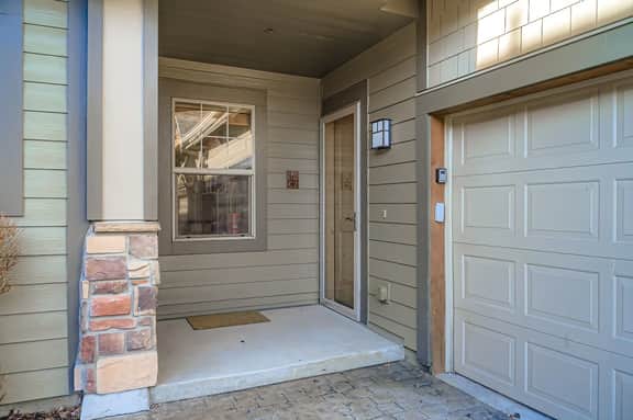 Trade the Office for Mountains at Foxpoint Townhouse 6180 - Image 2