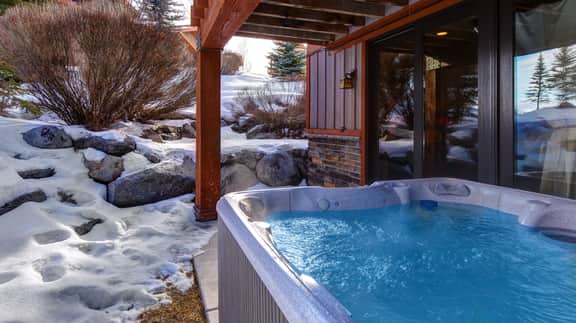 1273 Stillwater Shores Hot Tub and Ski Adventure - Image 2