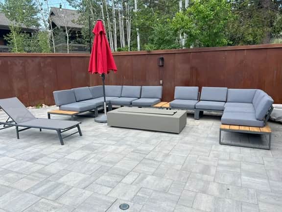 Pet Friendly Lakeside Getaway 1763 Hot Tub and Pool - Image 4