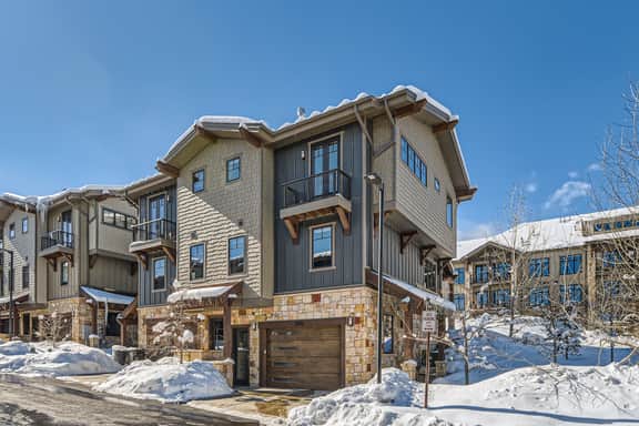 Blackstone Escape 21 Family Friendly Condo Near Slopes - Image 3