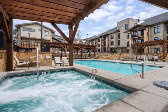Blackstone Escape 21 Family Friendly Condo Near Slopes - Image 2