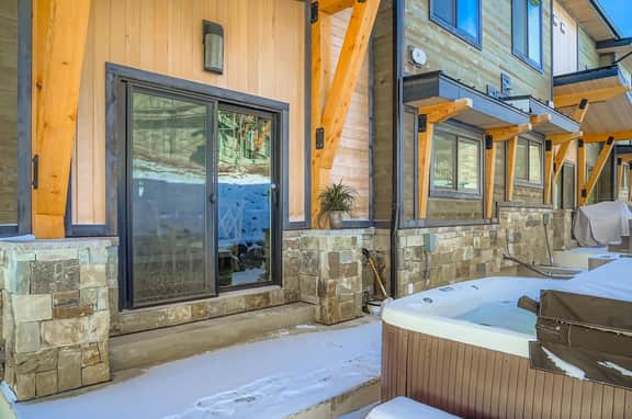 Stunning 4 Bedroom Retreat Near Deer Valley Skiing 1936 - Image 3