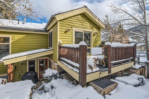 Luxury Old Town Retreat with Hot Tub Walk Everywhere 145 - Image 4