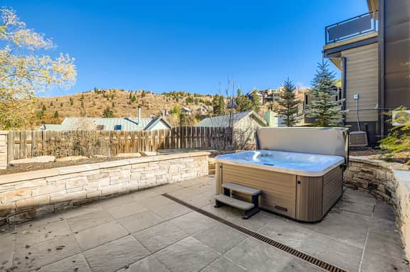 Dream Mountain Getaway Hot Tub Theater and Games 45 - Image 2