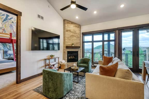 Dogwood and Stone Luxury 2BR Mountain Escape 3K - Image 5