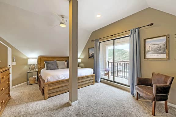 The Ski Lift Loft 31 - Image 5