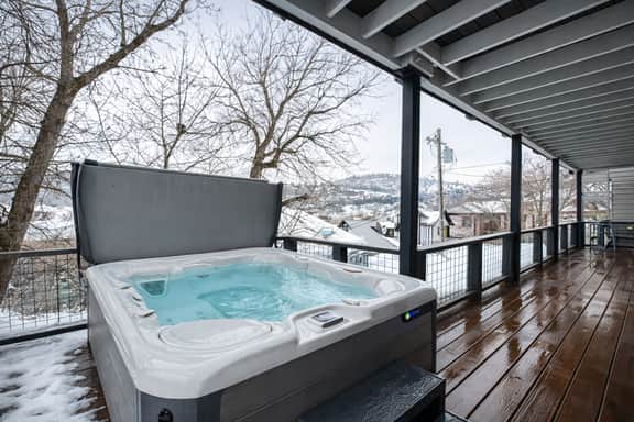 Mountain Luxury with Front Row Access to Adventure 502B - Image 2